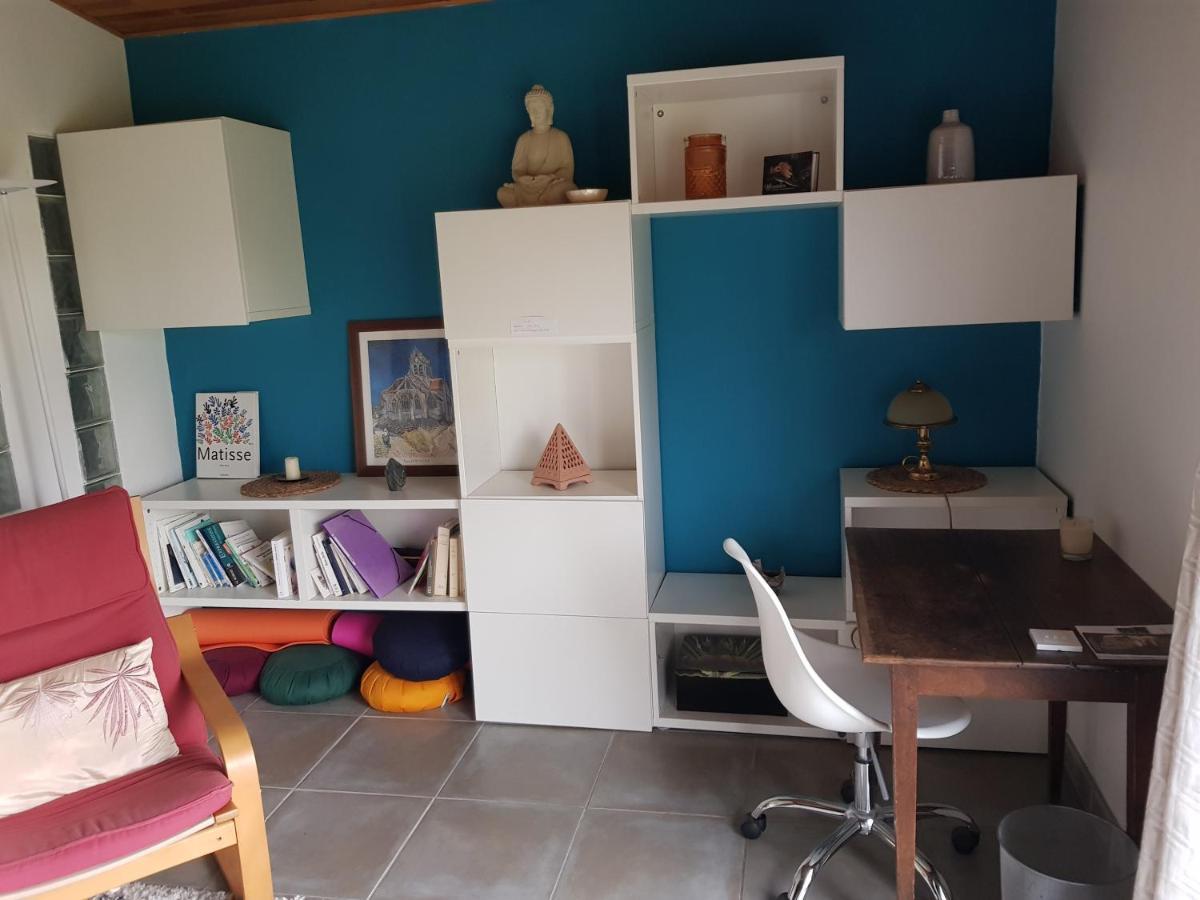 Chambre Avec Salle De Bains Privative Boutiers-Saint-Trojan Exteriér fotografie